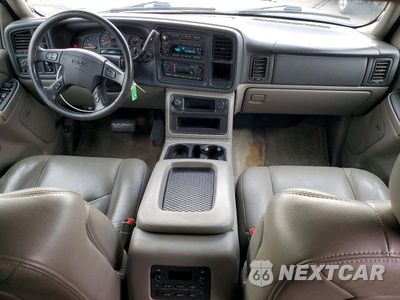 Zdjęcie 8 z 13 samochodu: 2005 GMC YUKON VIN:1GKEK13T15J153147 - miniatura