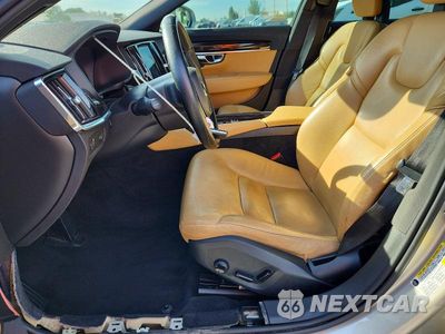 Zdjęcie 7 z 13 samochodu: 2018 VOLVO S90 T5 MOMENTUM VIN:LVY982AK2JP004385 - miniatura