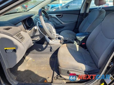 Zdjęcie 7 z 12 samochodu: 2011 HYUNDAI ELANTRA GLS VIN:5NPDH4AE7BH016536 - miniatura