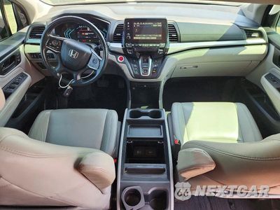 Zdjęcie 8 z 13 samochodu: 2018 HONDA ODYSSEY TOURING VIN:5FNRL6H82JB038361 - miniatura
