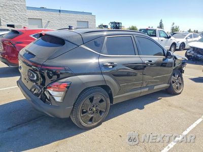 Trzecie zdjęcie samochodu z tyłu: 2026 HYUNDAI KONA SEL SPORT VIN:KM8HF3AB3TU468381 - miniatura