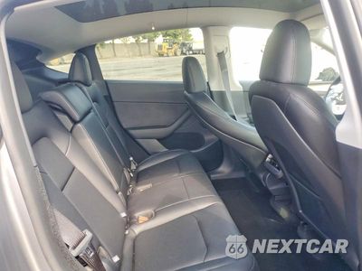 Zdjęcie 10 z 12 samochodu: 2025 TESLA MODEL Y VIN:7SAYGDEDXSF315929 - miniatura