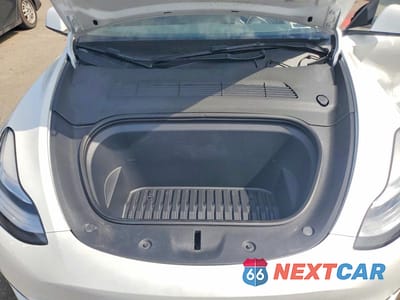 Zdjęcie 12 z 13 samochodu: 2023 TESLA MODEL Y VIN:7SAYGDEE6PA150099 - miniatura