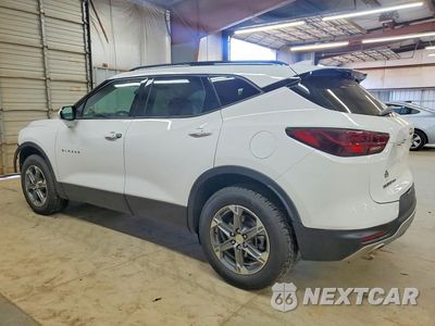 Drugie zdjęcie samochodu z przodu: 2023 CHEVROLET BLAZER 2LT VIN:3GNKBHR4XPS196661 - miniatura