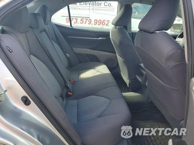 Zdjęcie 10 z 12 samochodu: 2020 TOYOTA CAMRY LE VIN:4T1C11AK3LU991591 - miniatura