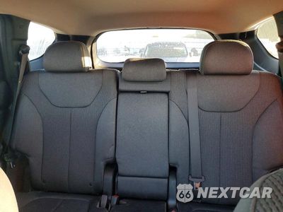 Zdjęcie 10 z 13 samochodu: 2019 HYUNDAI SANTA FE SE VIN:5NMS2CAD7KH119849 - miniatura