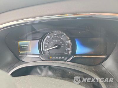 Zdjęcie 9 z 13 samochodu: 2015 LINCOLN NAVIGATOR VIN:5LMJJ2JT4FEJ10138 - miniatura