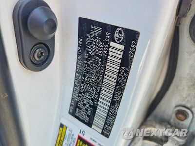 Zdjęcie 12 z 12 samochodu: 2018 TOYOTA CAMRY LE VIN:4T1B11HK2JU042421 - miniatura