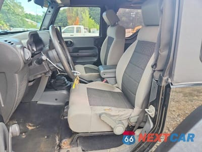 Zdjęcie 7 z 12 samochodu: 2010 JEEP WRANGLER SPORT VIN:1J4AA2D14AL155127 - miniatura