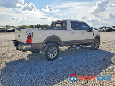 Trzecie zdjęcie samochodu z tyłu: 2017 FORD F250 SUPER DUTY VIN:1FT7W2BT6HEC40152 - miniatura