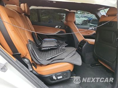 Zdjęcie 10 z 12 samochodu: 2021 BMW X7 XDRIVE40I VIN:5UXCW2C09M9E99130 - miniatura