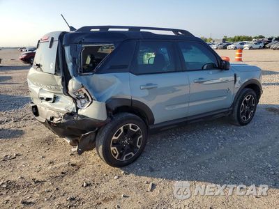 Trzecie zdjęcie samochodu z tyłu: 2022 FORD BRONCO SPORT OUTER BANKS VIN:3FMCR9C66NRD46712 - miniatura