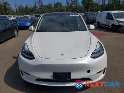 Piąte zdjęcie samochodu w środku: 2023 TESLA MODEL Y VIN:7SAYGDEE6PA150099 - miniatura
