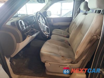 Zdjęcie 7 z 12 samochodu: 2007 GMC NEW SIERRA C1500 VIN:1GTEC19C27Z516480 - miniatura