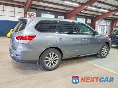 Trzecie zdjęcie samochodu z tyłu: 2015 NISSAN PATHFINDER S VIN:5N1AR2MM5FC641960 - miniatura