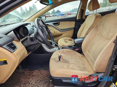 Zdjęcie 7 z 12 samochodu: 2013 HYUNDAI ELANTRA GLS VIN:KMHDH4AE1DU954584 - miniatura