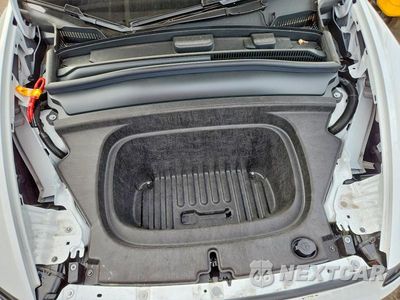 Zdjęcie 11 z 12 samochodu: 2026 TESLA MODEL Y VIN:7SAYGDEE2TA642400 - miniatura