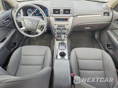 Zdjęcie 8 z 13 samochodu: 2010 FORD FUSION SE VIN:3FAHP0HG3AR342470 - miniatura