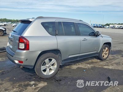 Trzecie zdjęcie samochodu z tyłu: 2015 JEEP COMPASS LATITUDE VIN:1C4NJCEB8FD139017 - miniatura