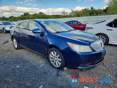 Czwarte zdjęcie samochodu z boku: 2010 BUICK LACROSSE CX VIN:1G4GB5EG6AF110962 - miniatura