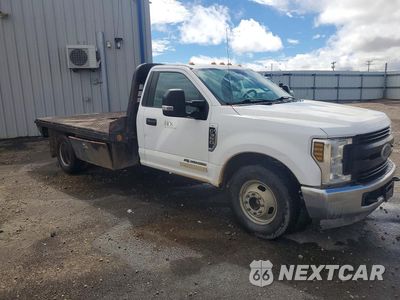 Czwarte zdjęcie samochodu z boku: 2019 FORD F350 SUPER DUTY VIN:1FDRF3GT4KEC84189 - miniatura