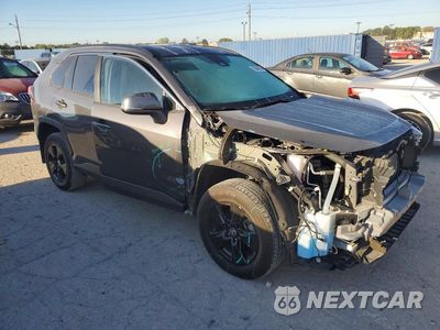 Czwarte zdjęcie samochodu z boku: 2023 TOYOTA RAV4 XLE VIN:2T3W1RFV4PC237967 - miniatura