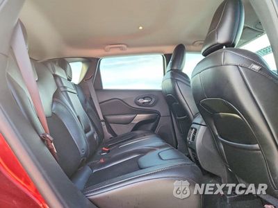 Zdjęcie 11 z 13 samochodu: 2019 JEEP CHEROKEE LATITUDE PLUS VIN:1C4PJLLB3KD284729 - miniatura