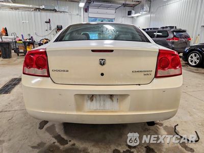 Zdjęcie 6 z 12 samochodu: 2010 DODGE CHARGER SXT VIN:2B3CA3CV4AH267191 - miniatura