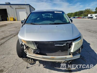Piąte zdjęcie samochodu w środku: 2011 HONDA ODYSSEY TOURING VIN:5FNRL5H92BB076502 - miniatura