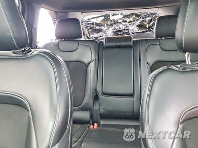 Zdjęcie 10 z 14 samochodu: 2023 JEEP GRAND CHEROKEE LAREDO VIN:1C4RJHAG0PC594886 - miniatura