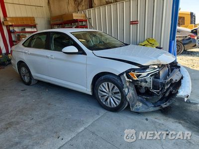 Czwarte zdjęcie samochodu z boku: 2020 VOLKSWAGEN JETTA S VIN:3VWCB7BU9LM076914 - miniatura