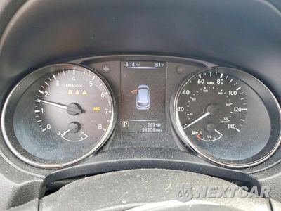 Zdjęcie 9 z 14 samochodu: 2017 NISSAN ROGUE SPORT SV VIN:JN1BJ1CR9HW140758 - miniatura