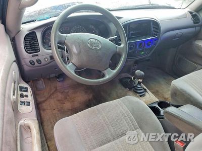 Zdjęcie 8 z 12 samochodu: 2003 TOYOTA TUNDRA SR5 VIN:5TBBN441X3S431668 - miniatura