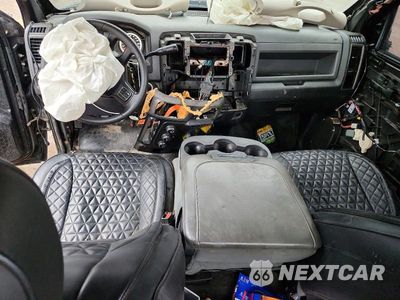 Zdjęcie 8 z 12 samochodu: 2013 RAM 2500 ST VIN:3C6UR5CL5DG512615 - miniatura