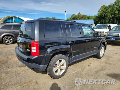 Trzecie zdjęcie samochodu z tyłu: 2016 JEEP PATRIOT LATITUDE VIN:1C4NJRFB1GD671230 - miniatura