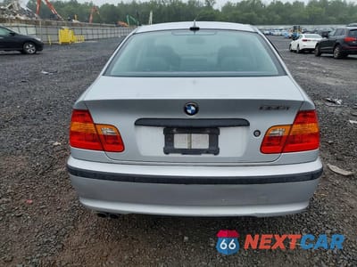 Zdjęcie 6 z 12 samochodu: 2004 BMW 325 VIN:WBAAZ33424KP86224 - miniatura