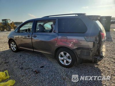 Drugie zdjęcie samochodu z przodu: 2013 TOYOTA SIENNA LE VIN:5TDKK3DC8DS330691 - miniatura