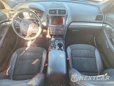 Zdjęcie 8 z 13 samochodu: 2018 FORD EXPLORER XLT VIN:1FM5K8D83JGB01617 - miniatura
