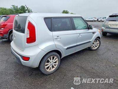 Trzecie zdjęcie samochodu z tyłu: 2012 KIA SOUL BASE VIN:KNDJT2A56C7358765 - miniatura