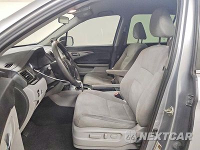 Zdjęcie 7 z 14 samochodu: 2016 HONDA PILOT EX VIN:5FNYF5H33GB018677 - miniatura