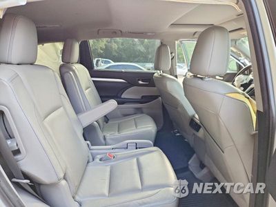 Zdjęcie 11 z 13 samochodu: 2014 TOYOTA HIGHLANDER XLE VIN:5TDJKRFH6ES071594 - miniatura