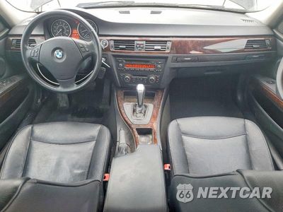 Zdjęcie 8 z 12 samochodu: 2011 BMW 328 XI VIN:WBAPK7G58BNN86016 - miniatura