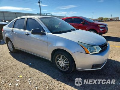 Czwarte zdjęcie samochodu z boku: 2009 FORD FOCUS SE VIN:1FAHP35N89W230664 - miniatura