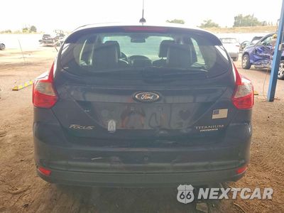 Zdjęcie 6 z 12 samochodu: 2012 FORD FOCUS TITANIUM VIN:1FAHP3N29CL415580 - miniatura