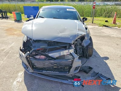 Piąte zdjęcie samochodu w środku: 2018 AUDI RS3 VIN:WUABWGFF0J1906367 - miniatura