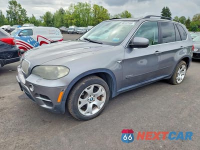 2011 BMW X5 XDRIVE50I 5UXZV8C5XBL421531 - główne zdjęcie licytacji z USA - miniatura