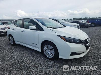 Czwarte zdjęcie samochodu z boku: 2018 NISSAN LEAF S VIN:1N4AZ1CP2JC301688 - miniatura