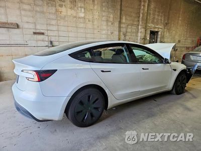 Trzecie zdjęcie samochodu z tyłu: 2025 TESLA MODEL 3 VIN:5YJ3E1EA6SF904817 - miniatura