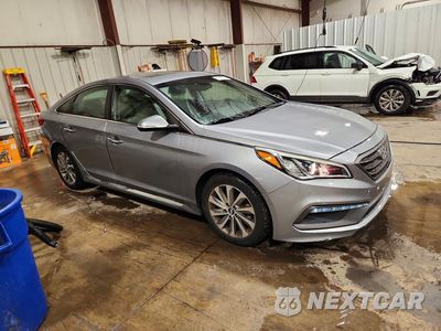 Czwarte zdjęcie samochodu z boku: 2016 HYUNDAI SONATA SPORT VIN:5NPE34AF8GH433277 - miniatura