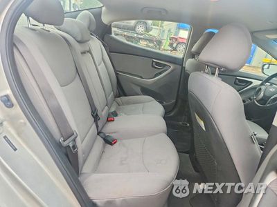 Zdjęcie 10 z 12 samochodu: 2013 HYUNDAI ELANTRA GLS VIN:5NPDH4AE7DH402800 - miniatura